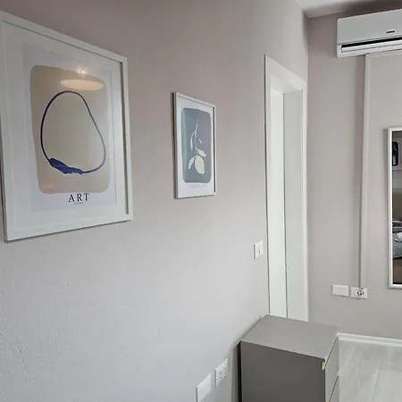 Skyvista Apartment